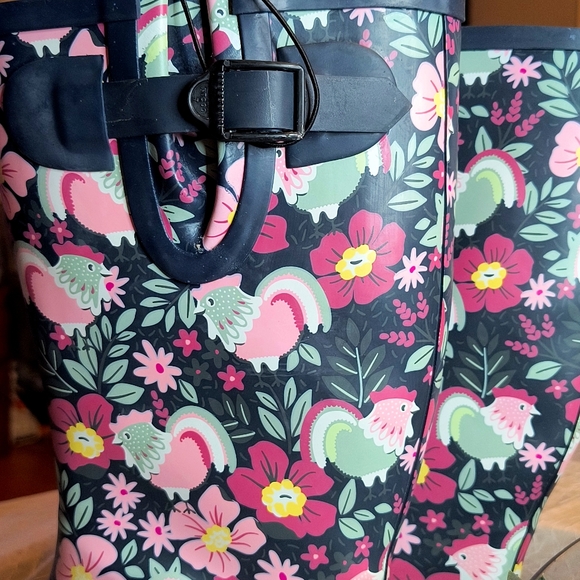 COPY - NWT, Western Chief Rain/Casual Boots (Waterproof) - Picture 4 of 11